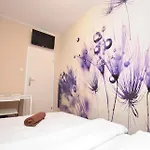 Dukes Aparthostel - Prywatne, Rynek Hostel