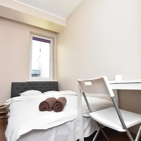 Dukes Aparthostel - Prywatne, Rynek * Wrocław