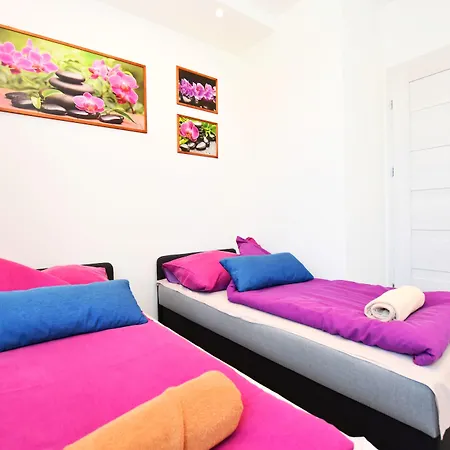 Dukes Aparthostel - Prywatne, Rynek Hostel Wrocław