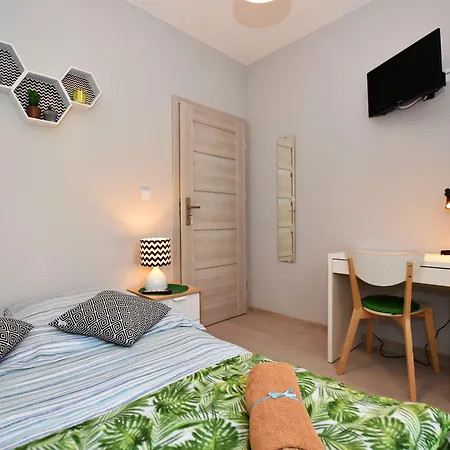 Dukes Aparthostel - Prywatne, Rynek Hostel Wrocław