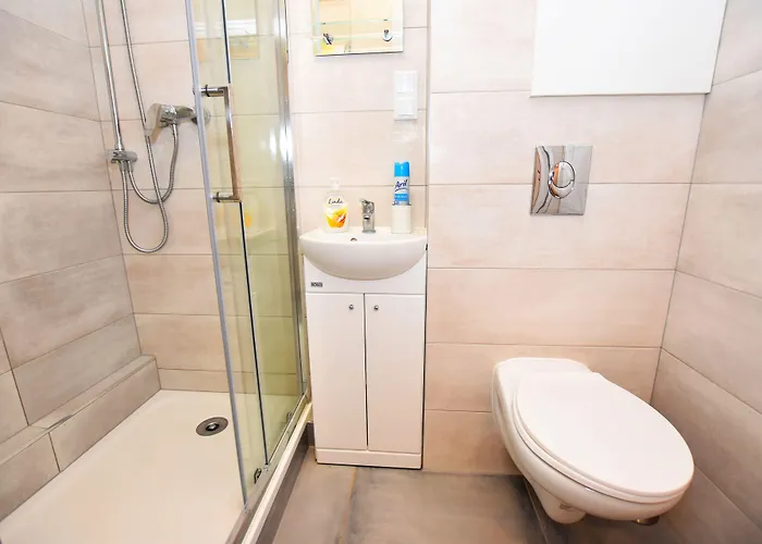 Dukes Aparthostel - Prywatne, Rynek Hostel *